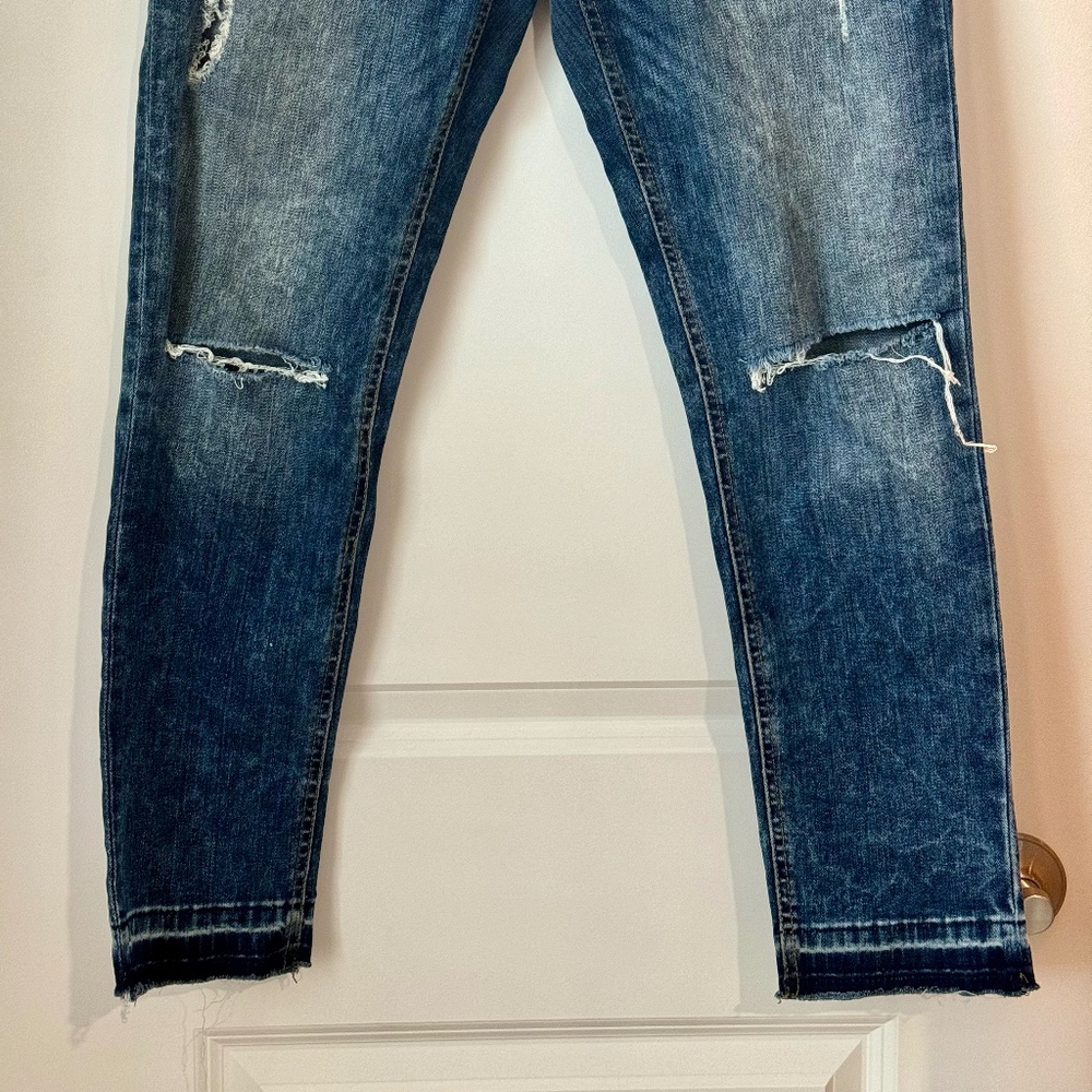 H&M RIPPED JEANS- SIZE US 30 - Picture 2 of 2